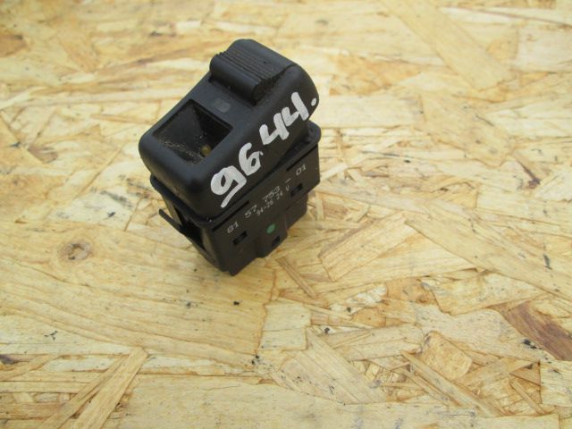 Кнопка блокировки дифференциала Переключатель  Volvo 815775301 8141018 1621626